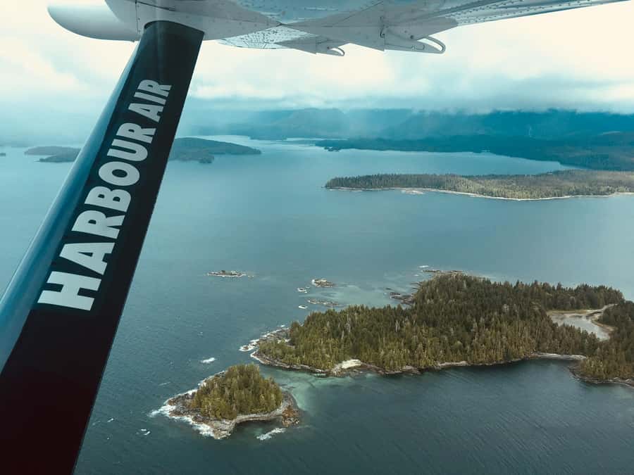 Vancouver to Victoria Seaplane Day Trip + Butchart Gardens - Landing beside Victoria’s Inner Harbour