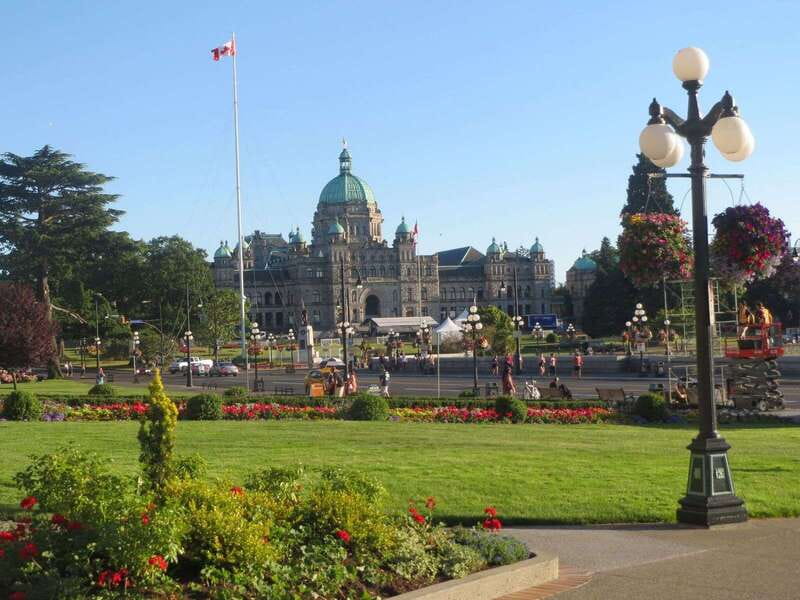 Vancouver: Victoria and Butchart Gardens by Seaplane - Practical tips for a smoother day