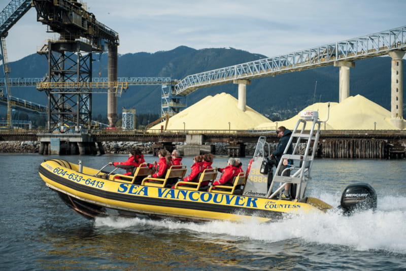Vancouver: Waterfront Sightseeing Tour - City and Harbour - English Bay and the ride back