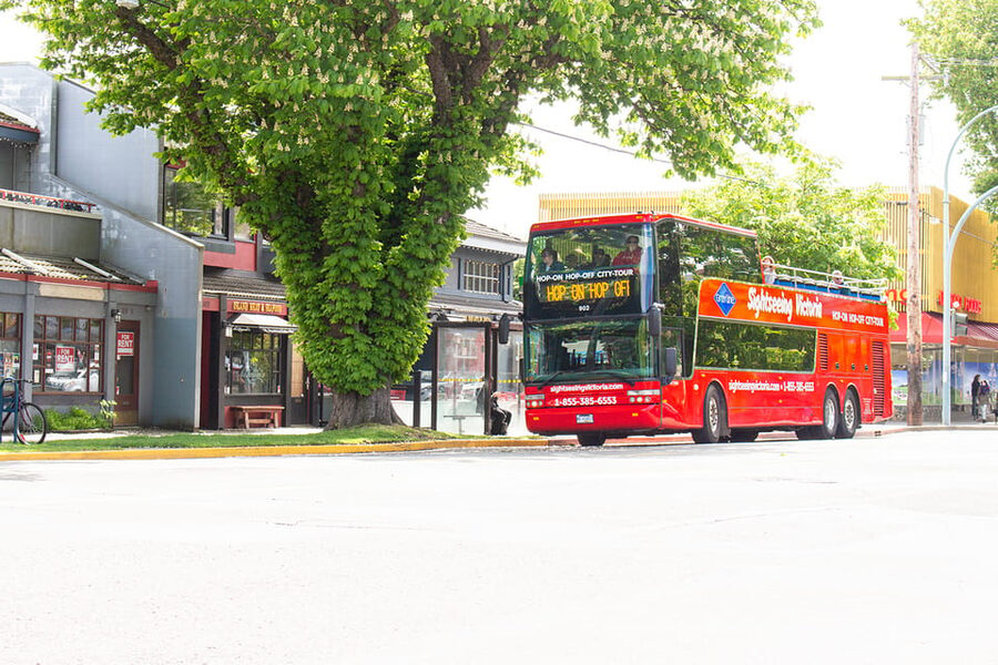 Victoria: Hop-On-Hop-Off Sightseeing Bus Tour - Starting beside the Fairmont Empress