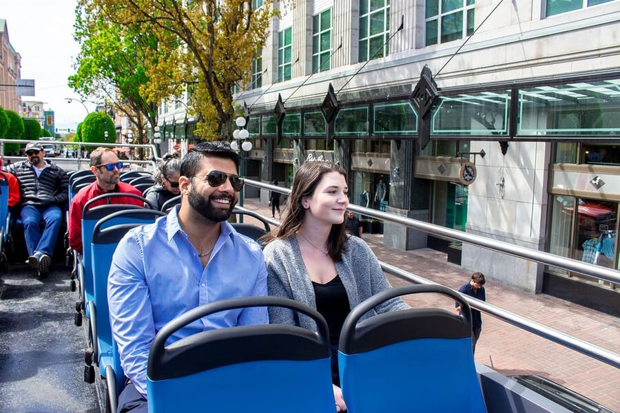 Victoria: Hop-On-Hop-Off Sightseeing Bus Tour - Craigdarroch Castle and Christ Church Cathedral