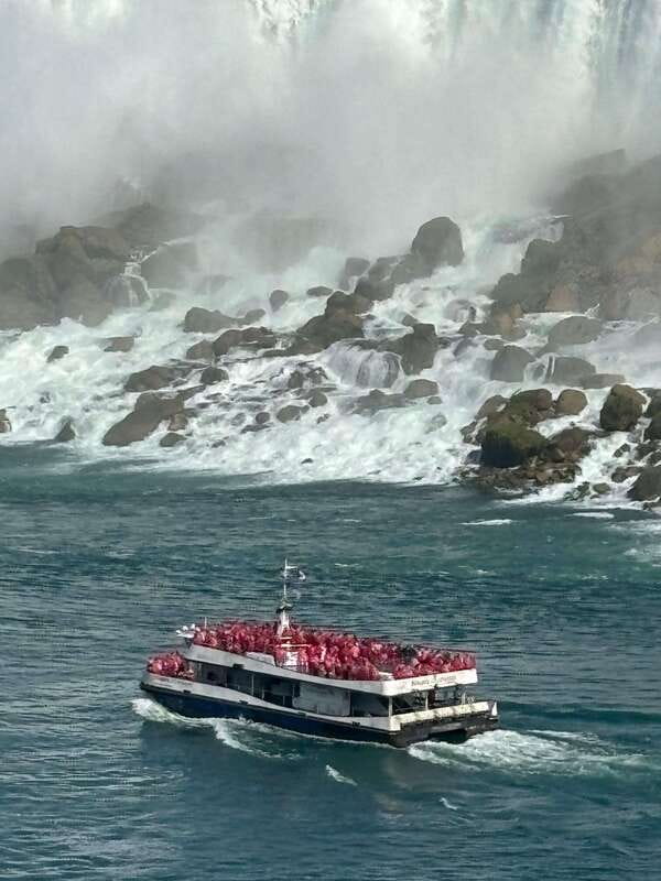 Walking Tour of Niagara Falls Canada and Hornblower Boat - Is $72 a fair price?