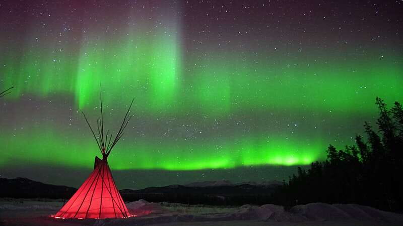 Yukon: Aurora Borealis Late Night Viewing Tour - Leaving Whitehorse from the Sternwheeler Hotel