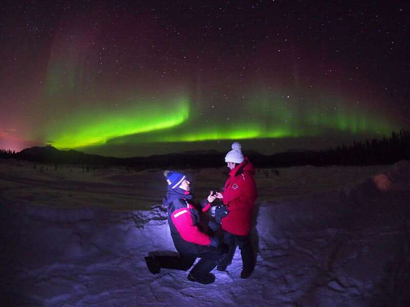 Yukon: Aurora Borealis Late Night Viewing Tour - Getting help with northern-lights photography